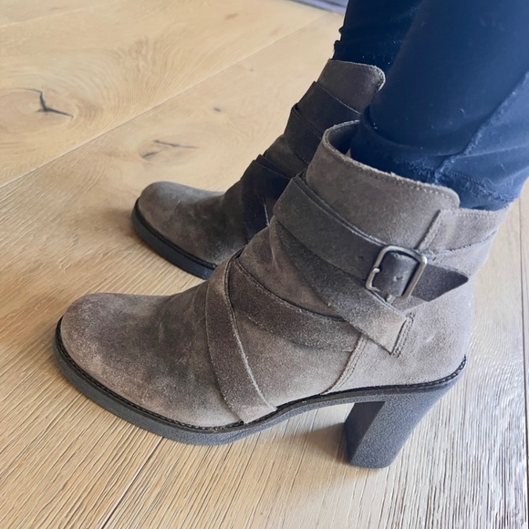 La Canadienne Booties SZ 7.5 - Picture 1 of 7